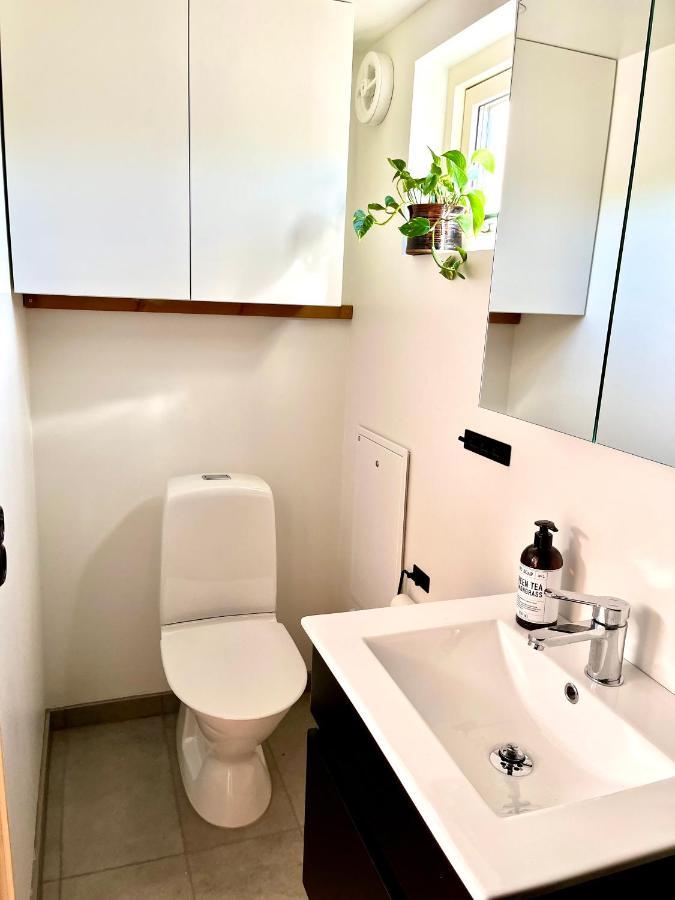 Neptuni Bed And Kitchen Villa วาร์แบร์ก ภายนอก รูปภาพ